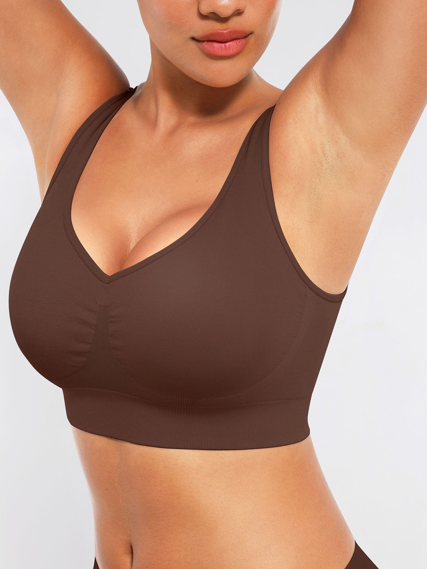 Seamless Comfort Bra with Smoothing Support and Adjustable Straps