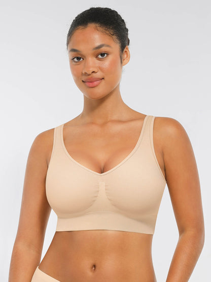 Seamless Comfort Bra with Smoothing Support and Adjustable Straps