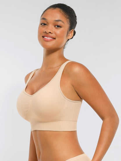Seamless Comfort Bra with Smoothing Support and Adjustable Straps