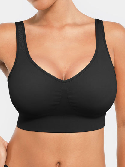 Seamless Comfort Bra with Smoothing Support and Adjustable Straps