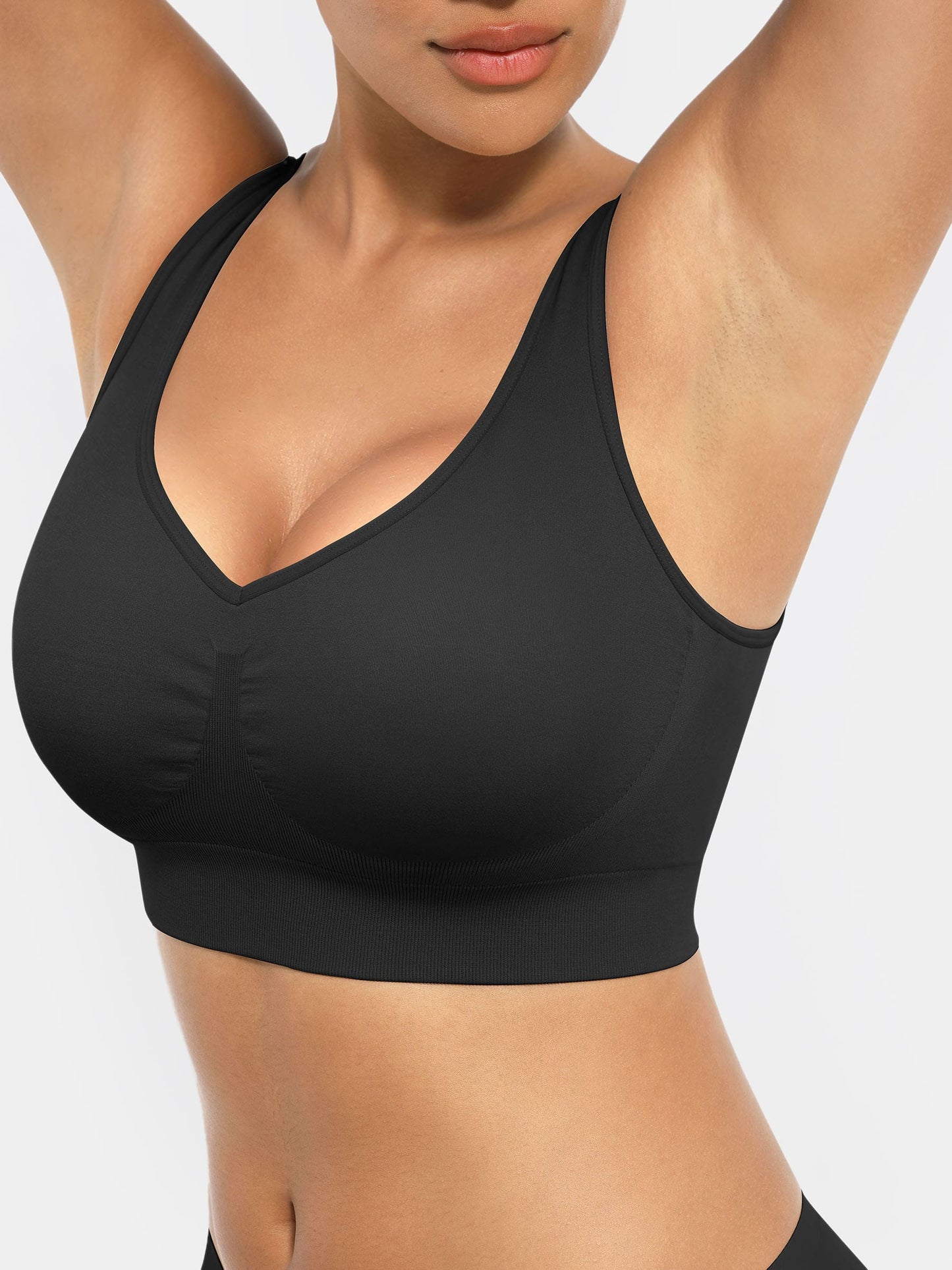 Seamless Comfort Bra with Smoothing Support and Adjustable Straps